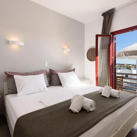 Archipelagos Naousa (Paros)