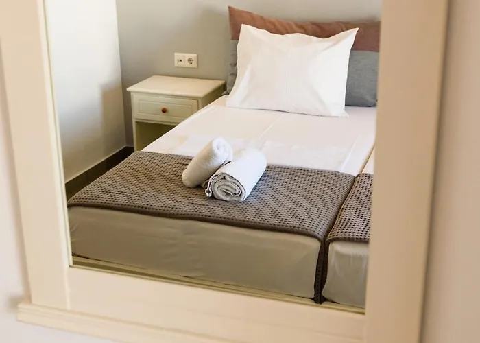 Archipelagos * Naousa